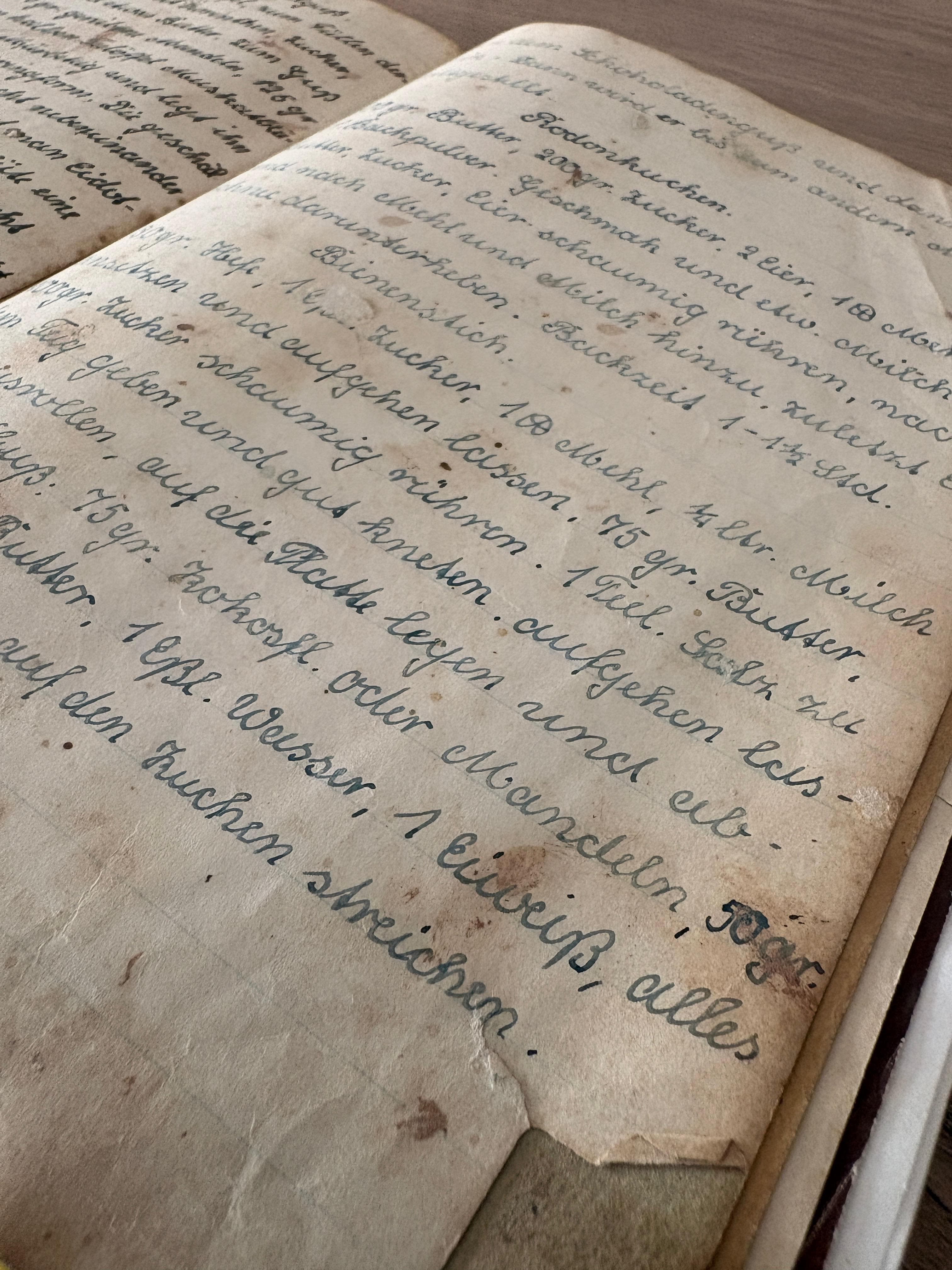 Handschriftliches Familienrezept als Vorlage fuer REZR